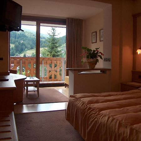 Hotel Catinaccio Rosengarten Moena Exterior photo
